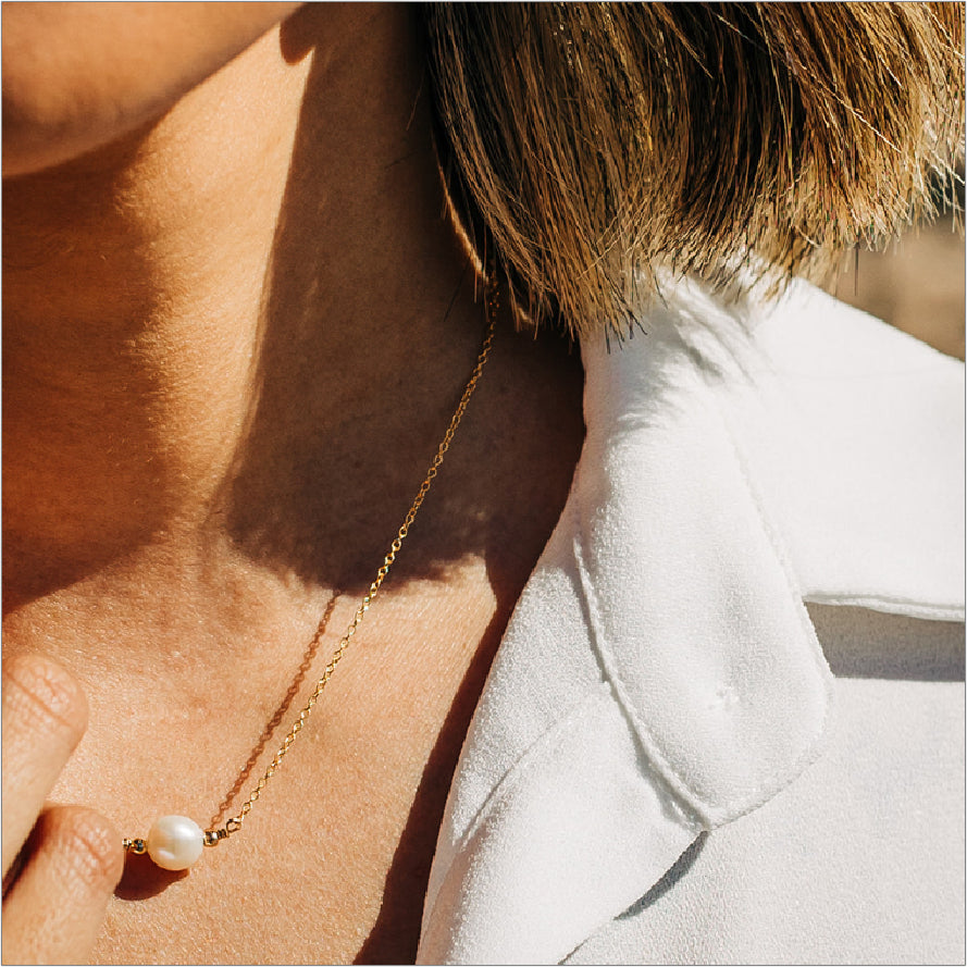 Freshwater Pearl Necklace Modeled