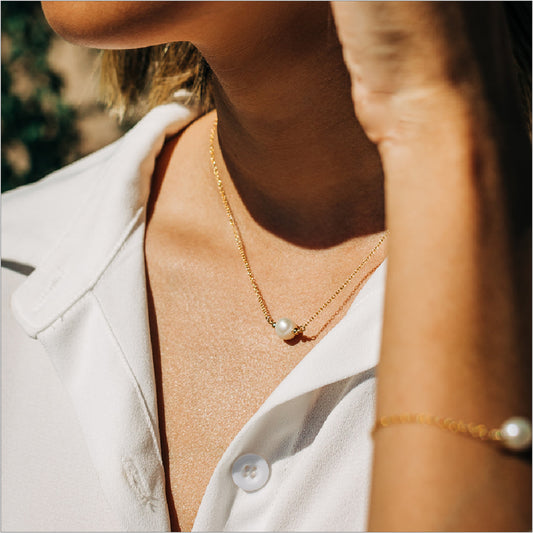 Freshwater Pearl Necklace Modeled